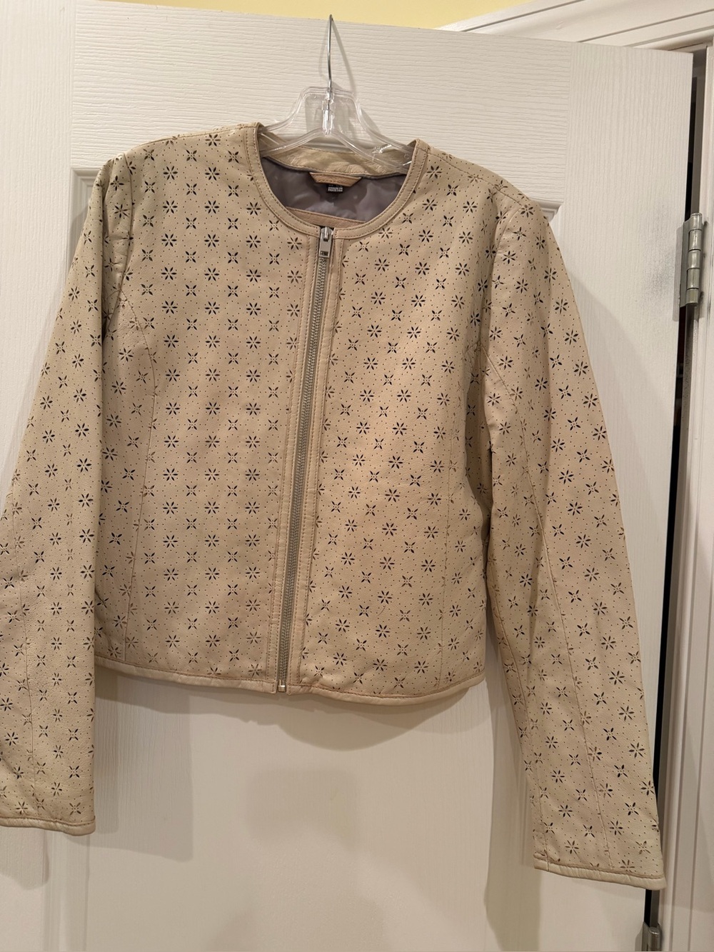Mauritius Leathet. Women's Beige Laser-Cut Zip Front Jacket